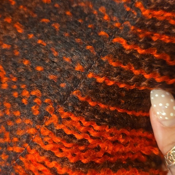 New Ann Taylor LOFT Oversized Fringed Edge Scarf - Picture 6 of 8